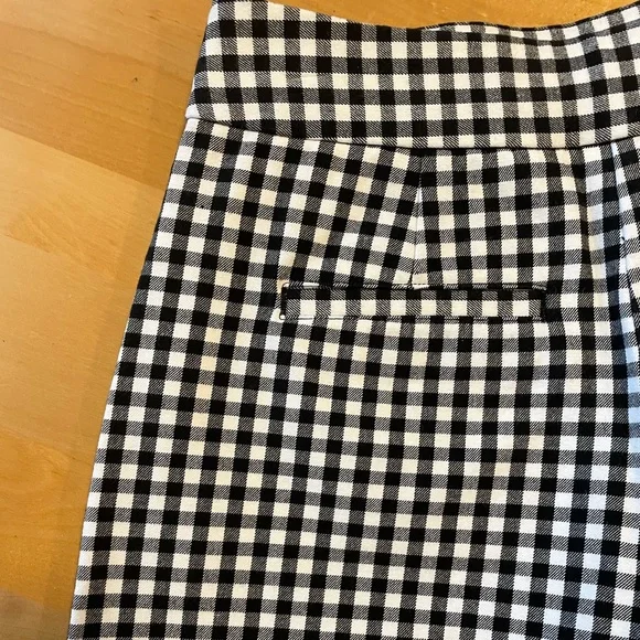 GAP Retro Checkered Shorts - Size 4 - Picture 5 of 8